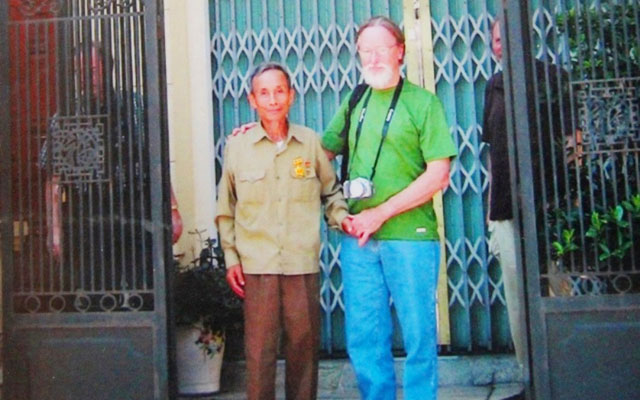 Tin tức trong ngày - Cuộc hội ngộ kỳ lạ của hai người lính không cùng chiến hào