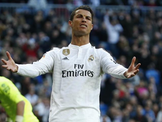 Bóng đá - Ronaldo "nổi điên" vì bị Arbeloa “cướp” bàn thắng