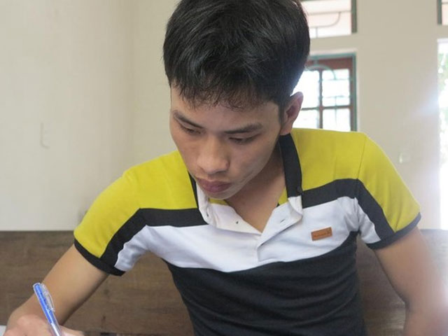 Pháp luật - Trộm xe máy, đạp chủ nhà, lao thẳng xe vào CSGT