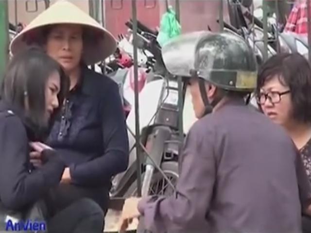 Bạn trẻ - Cuộc sống - Camera giấu kín: Con "đuổi" bố ở quê lên thăm vì xấu hổ