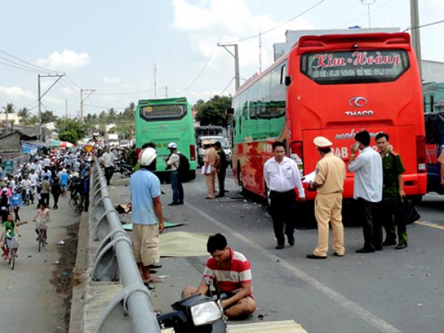 Video An ninh - Tai nạn thảm khốc ở Trà Vinh: 2 xe đều chạy hơn 100km/h
