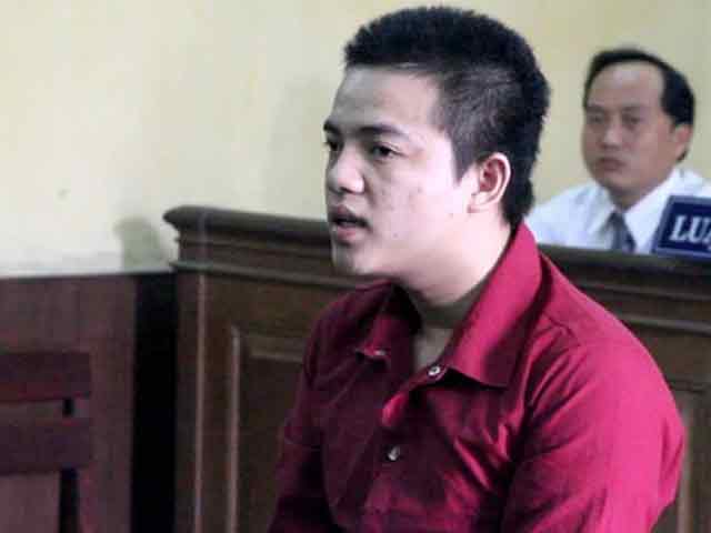 Pháp luật - Hiếp dâm 2 bé gái nhiều lần, lãnh 14 năm tù