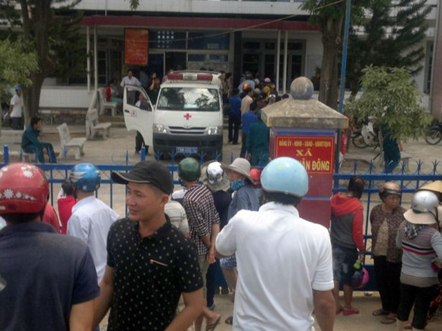 Tin tức trong ngày - Cụ ông đột tử tại UBND xã