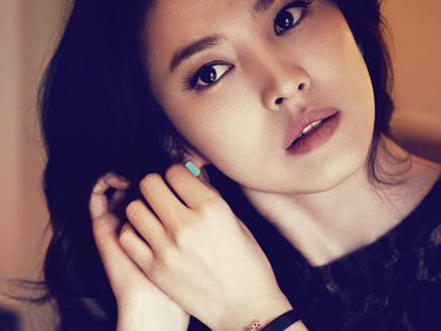 Bạn trẻ - Cuộc sống - “Anh có dám hôn lên những vết rạn da”