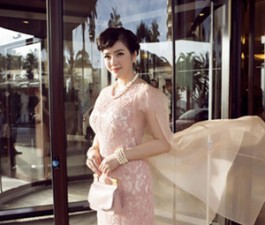 Ngôi sao điện ảnh - Lý Nhã Kỳ đẹp mơ màng như Audrey Hepburn tại Cannes