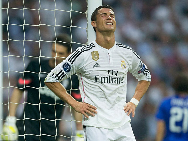 Bóng đá - CR7 tiếp tục bị gạt bỏ ở đội hình trong mơ cúp C1