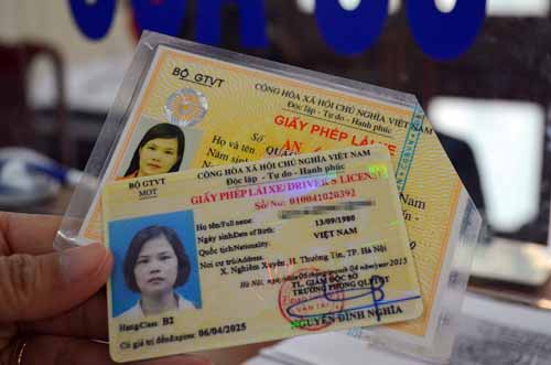 Tin tức trong ngày - "Không nhất thiết phải cấp thêm GPLX ô tô số tự động"