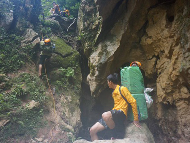 Tin tức trong ngày - 150 người theo truyền hình Mỹ vào Sơn Đoòng để làm gì?