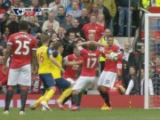 Bóng đá - Blind hụt siêu phẩm trước Arsenal... vì Smalling