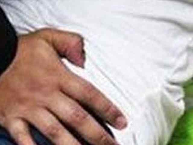 Pháp luật - Bắt quả tang nhân viên tiệm tóc kích dục cho khách