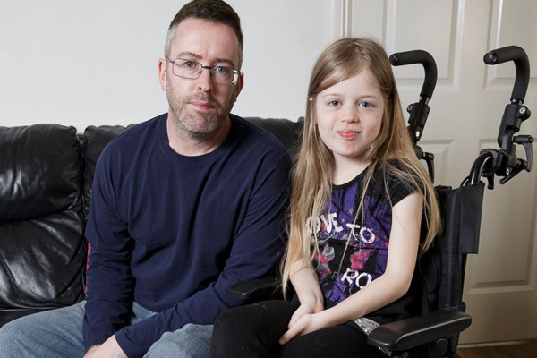 Bạn trẻ - Cuộc sống - Ông bố bán căn nhà trị giá 15 tỷ để chữa bệnh cho con