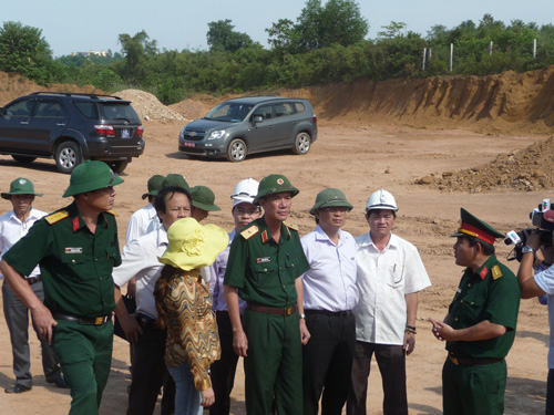 Tin tức trong ngày - Phạt nặng doanh nghiệp múc "nhầm" hàng loạt ngôi mộ
