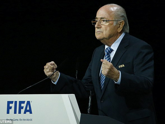 Tin bên lề bóng đá - Đối thủ bỏ cuộc, Blatter tái đắc cử chủ tịch FIFA