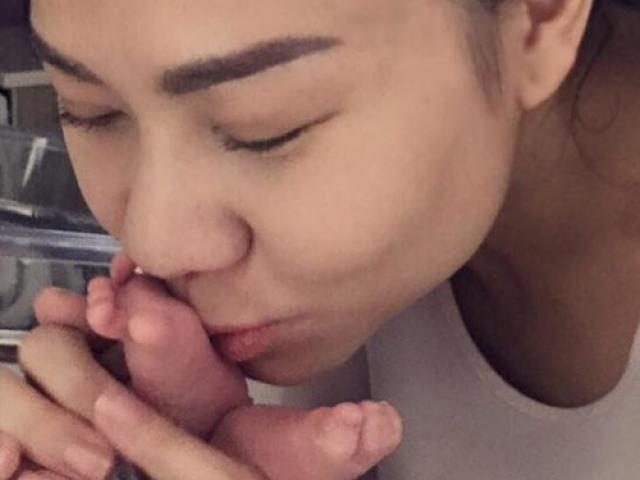 Ca nhạc - MTV - Thu Minh khoe ảnh đầu tiên của cậu ấm "Gấu con"