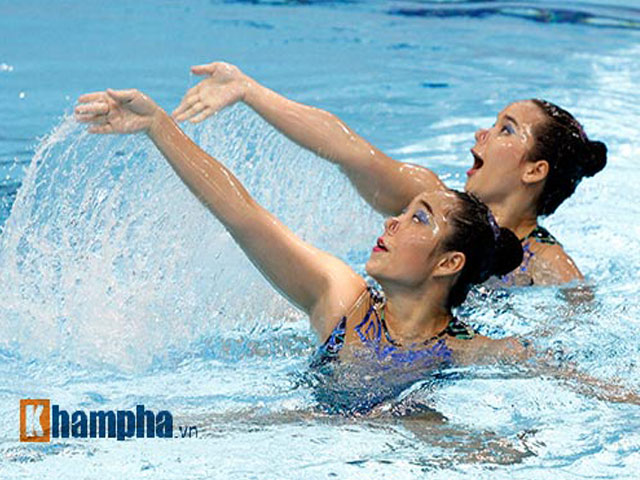 Tin HOT SEA Games 29 - Fan nữ Singapore xinh tươi cổ vũ "mỹ nhân ngư Việt"