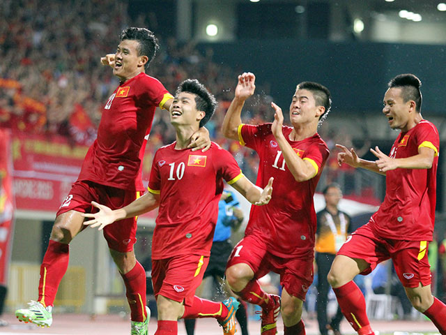 Tin bên lề bóng đá - Công Phượng: Tôi vẫn bình thường vậy thôi!