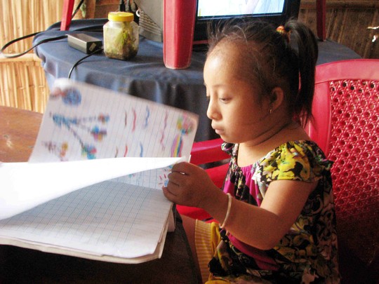 Bạn trẻ - Cuộc sống - Vĩnh Long: Thiếu nữ 14 tuổi chỉ nặng 9,5 kg