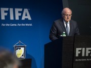 Bóng đá - Dù đã từ chức, Sepp Blatter vẫn “cố đấm ăn xôi”