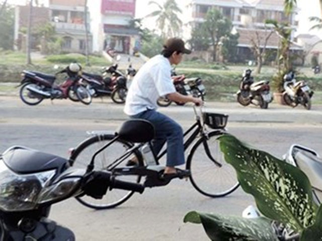 Tin tức trong ngày - Khi ông Sự “cáo quan về vườn“