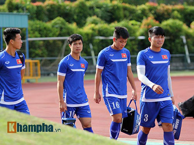 Bóng đá - U23 VN tập kín, "sếp" Lâm cũng bị mời ra ngoài