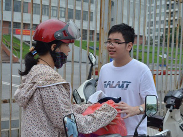 Tin tức trong ngày - Gợi ý giải đề thi vào lớp 10 môn Văn năm 2015