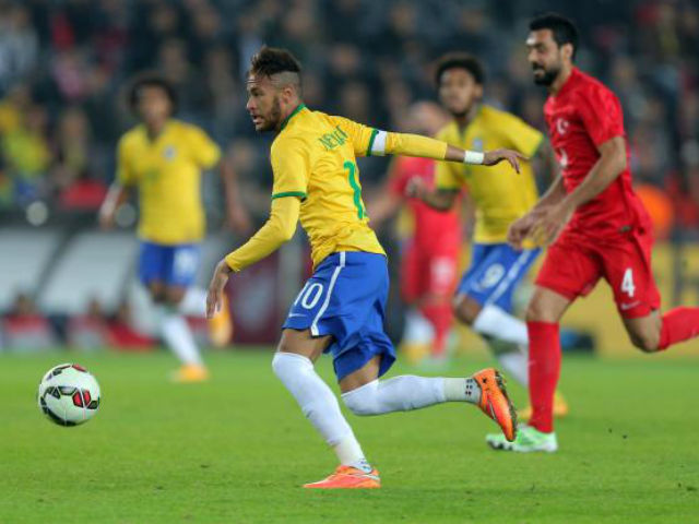 Bóng đá - TRỰC TIẾP Brazil - Peru: Người hùng phút bù giờ (KT)