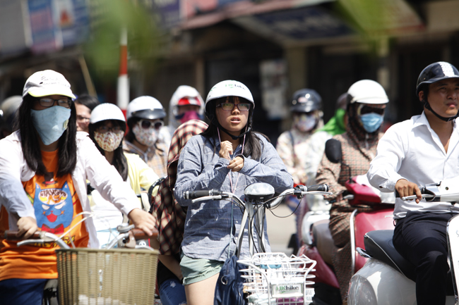 Tin tức trong ngày - Hôm nay, nắng nóng bao phủ Hà Nội