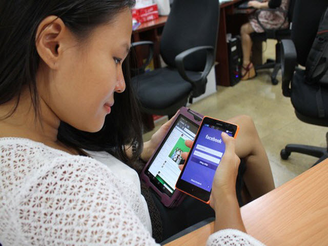 Công nghệ thông tin - Facebook: Tốt xấu ở người dùng