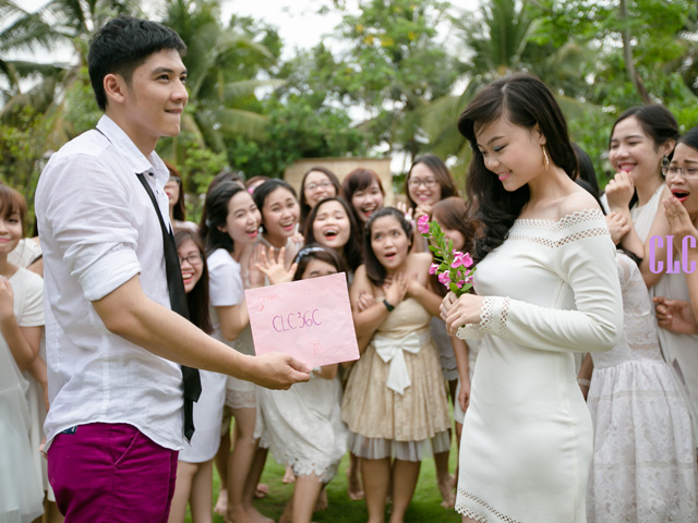 Bạn trẻ - Cuộc sống - Ảnh kỷ yếu độc đáo "7 chú lùn và đám hot girl"