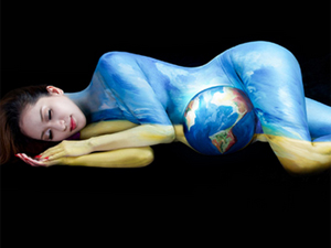 Ca nhạc - MTV - 4 bà bầu chụp ảnh bán nude ấn tượng của showbiz Việt