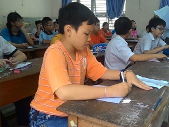 Giáo dục - du học - Học sinh lo lắng vì đề khảo sát tích hợp nhiều môn học