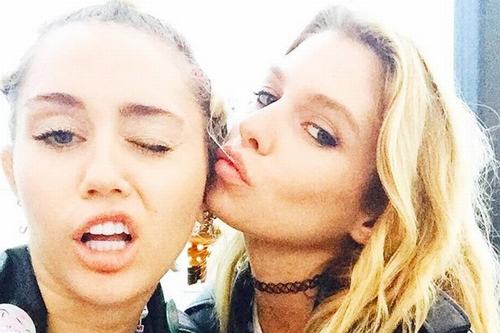 Miley Cyrus và thiên thần Victoria's Secret dính tin đồn hẹn hò