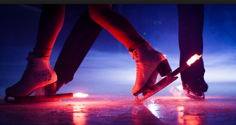 Phi thường - kỳ quặc - Video: Rùng mình trước màn trượt băng với lửa