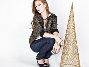 Bí quyết mặc đẹp - Vào viện vì mặc quần jeans “bó giò” khi ngồi xổm