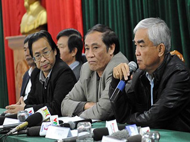 Bóng đá - Bùng nhùng bóng đá Việt Nam