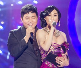 Ca nhạc - MTV - Quang Lê tình tứ ôm eo Thanh Duy