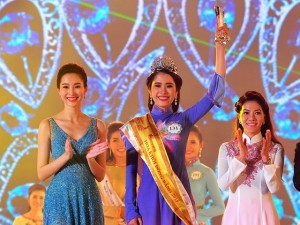 Thời trang - “Bản sao Đặng Thu Thảo” lên ngôi Hoa khôi Đồng bằng SCL 2015