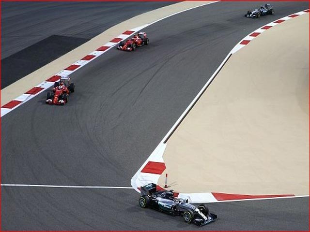 Thể thao - Độc bá F1, Mercedes vẫn đề phòng Ferrari