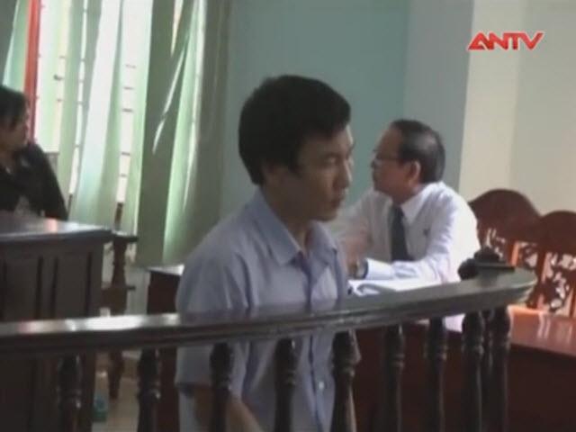 Pháp luật - Yêu râu xanh "giở trò" với bé gái trước khi bán sang TQ