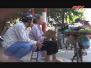 Pháp luật - Camera giấu kín: Chàng trai lạ nhắc nhở người bán rong