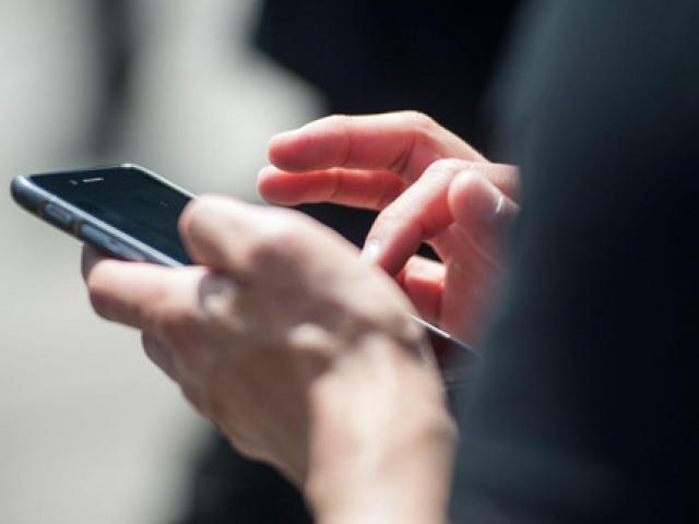 Sức khỏe đời sống - Chia sẻ "quá nhạy" trên Facebook làm giảm khả năng đọc hiểu