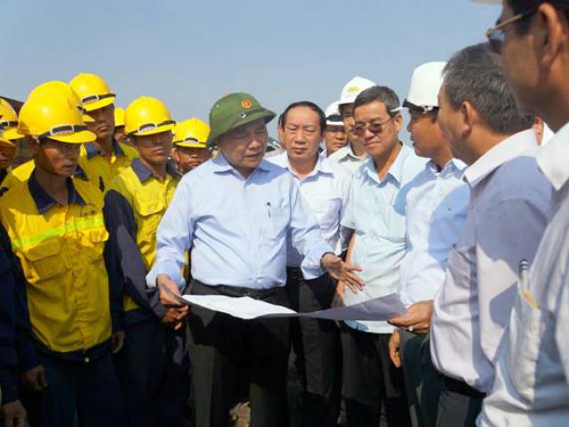 Sau vụ sập cầu Ghềnh, Phó Thủ tướng yêu cầu xử lý những cây cầu yếu