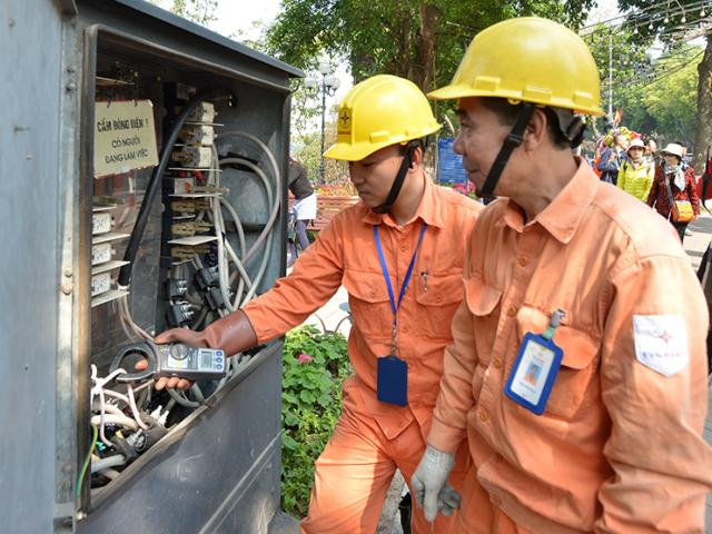 Tin tức trong ngày - Hôm nay, Hà Nội cắt điện trên diện rộng