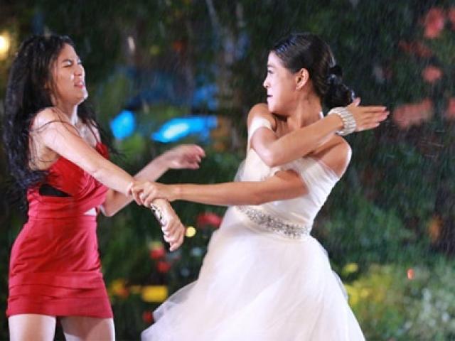 Bí quyết mặc đẹp - Chị em mê mẩn váy áo của "cô gái bị bạn thân cướp bồ"