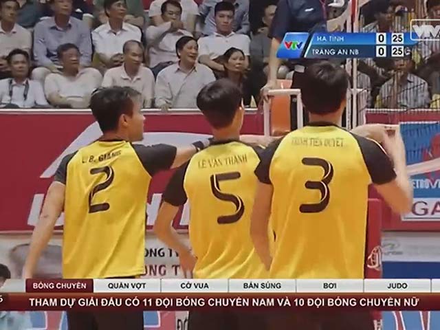 Thể thao - Bóng chuyền VN: Ức chế trọng tài, nhận ngay thẻ đỏ