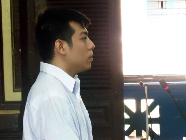 Pháp luật - Tòa hoãn xử sau khi xem lại clip nạn nhân bị đánh chết