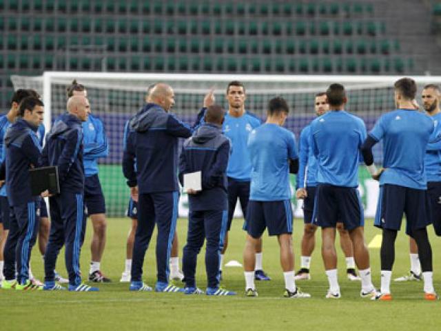 Bóng đá - Real muốn tái hợp Mourinho, Zidane phải tự cứu mình