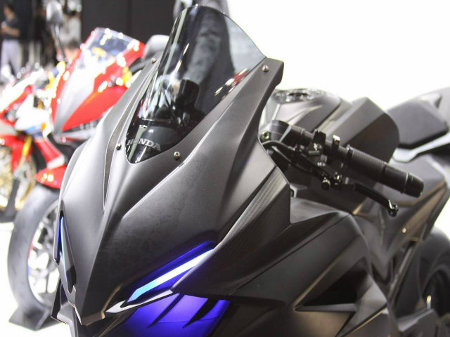 Xe xịn - Đèn pha Honda CBR250RR đạt chuẩn châu Âu