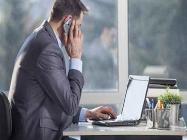 Sức khỏe đời sống - 5 mẹo giảm cân dễ không ngờ tại nơi làm việc