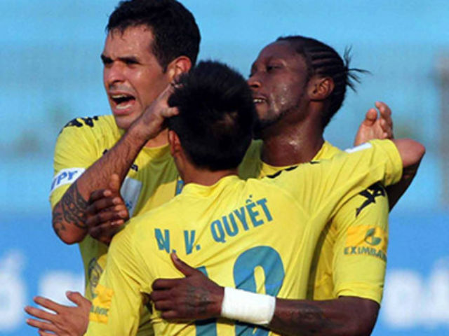 Bóng đá - Toyota V-League 2016: Nhóm cuối dìm nhau